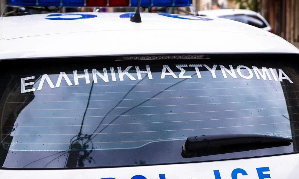 Σοκ στην Θεσσαλονίκη: Αστυνομικός πυροβόλησε την εν διαστάσει σύζυγό του και αυτοκτόνησε!